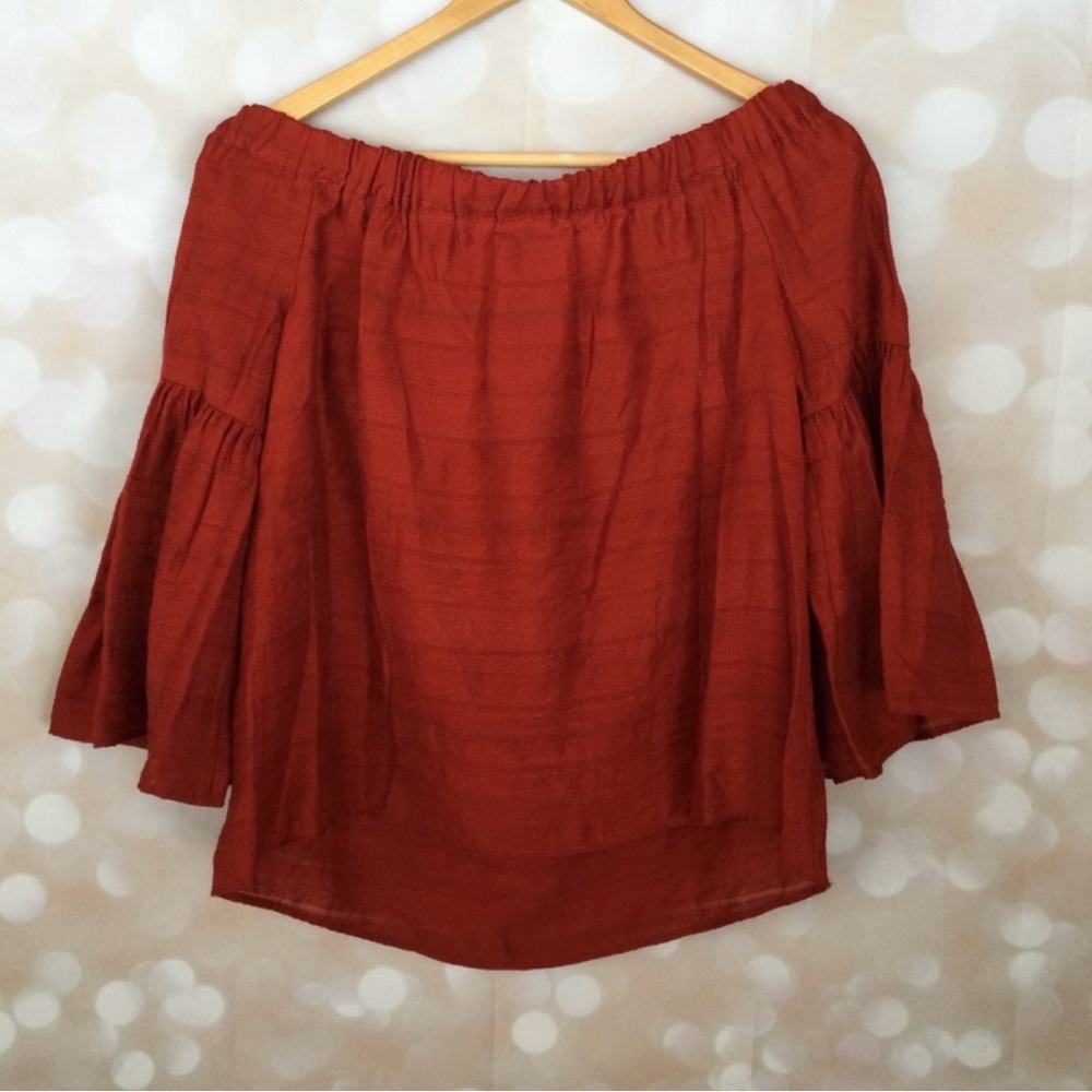 1.State Rust Colored Cold Shoulder Blouse - Picture 6 of 8